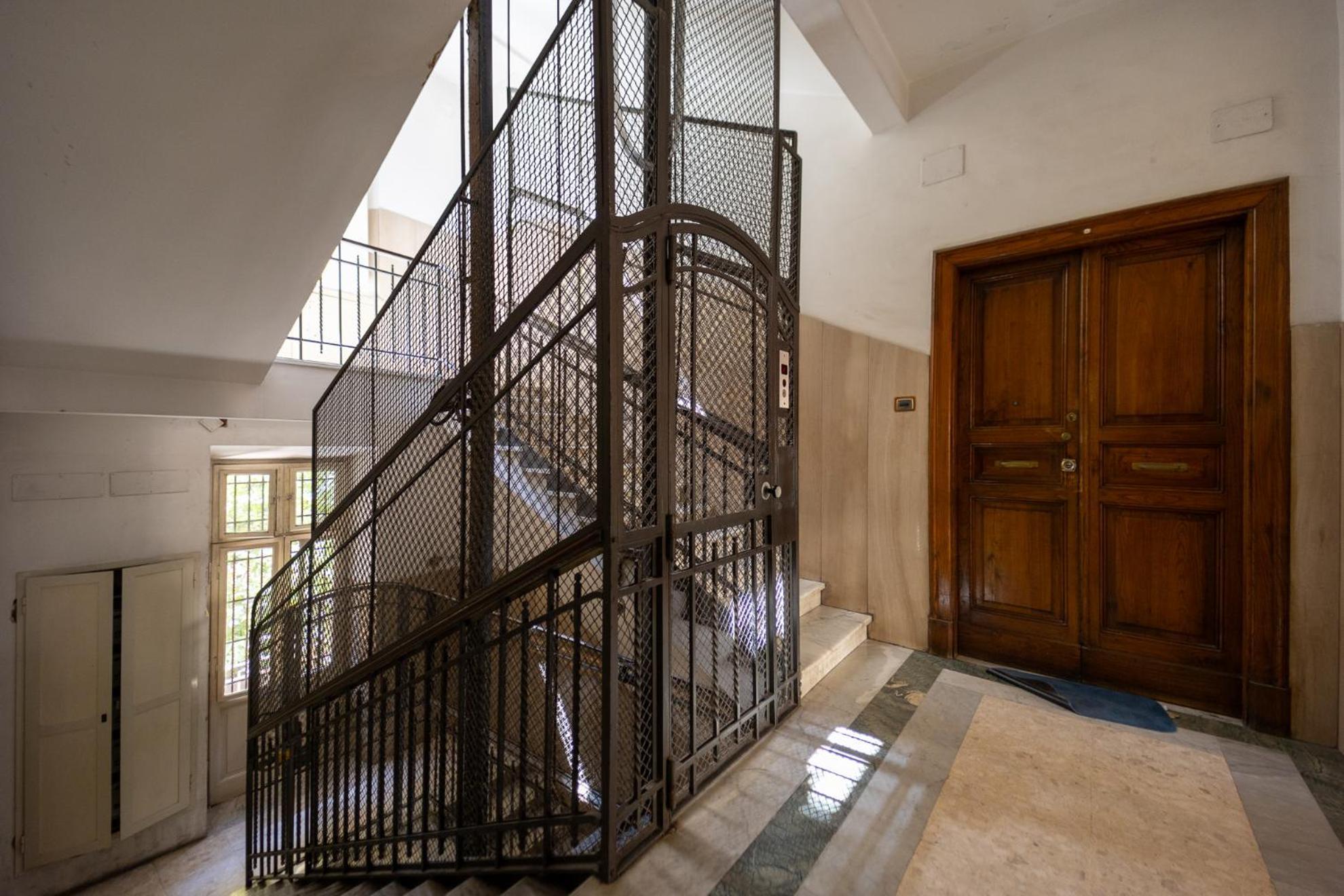 Apartamento Caruso Regal House Roma Exterior foto